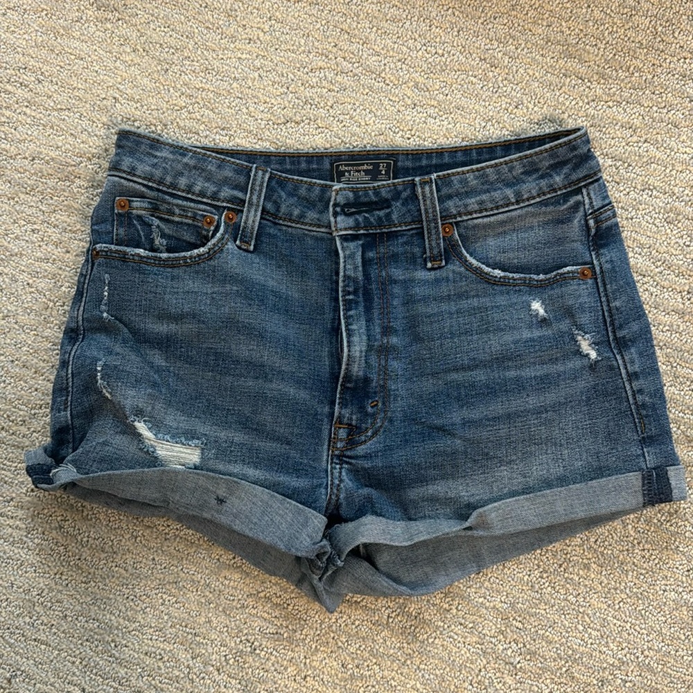 Abercrombie High Rise Short